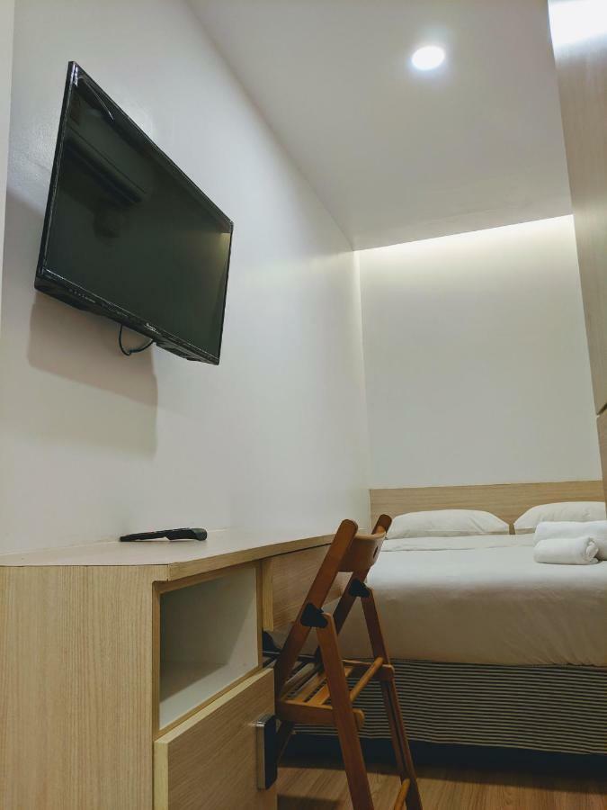 Good One Poshtel & Cafe Bar Hostel Bangkok Exterior photo